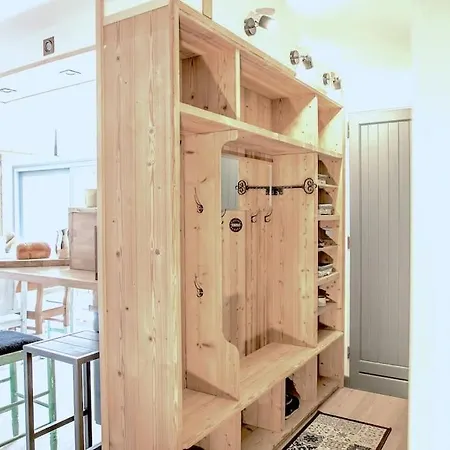 Stylish Place-amazing Views-3 Main Lifts, Design- Vue Splendide-3 Telecabines
